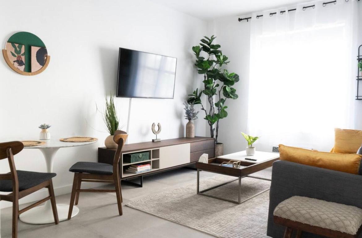 Newely Remodeled Apartment Only 1 Min To The Beach! Miami Beach Exterior photo